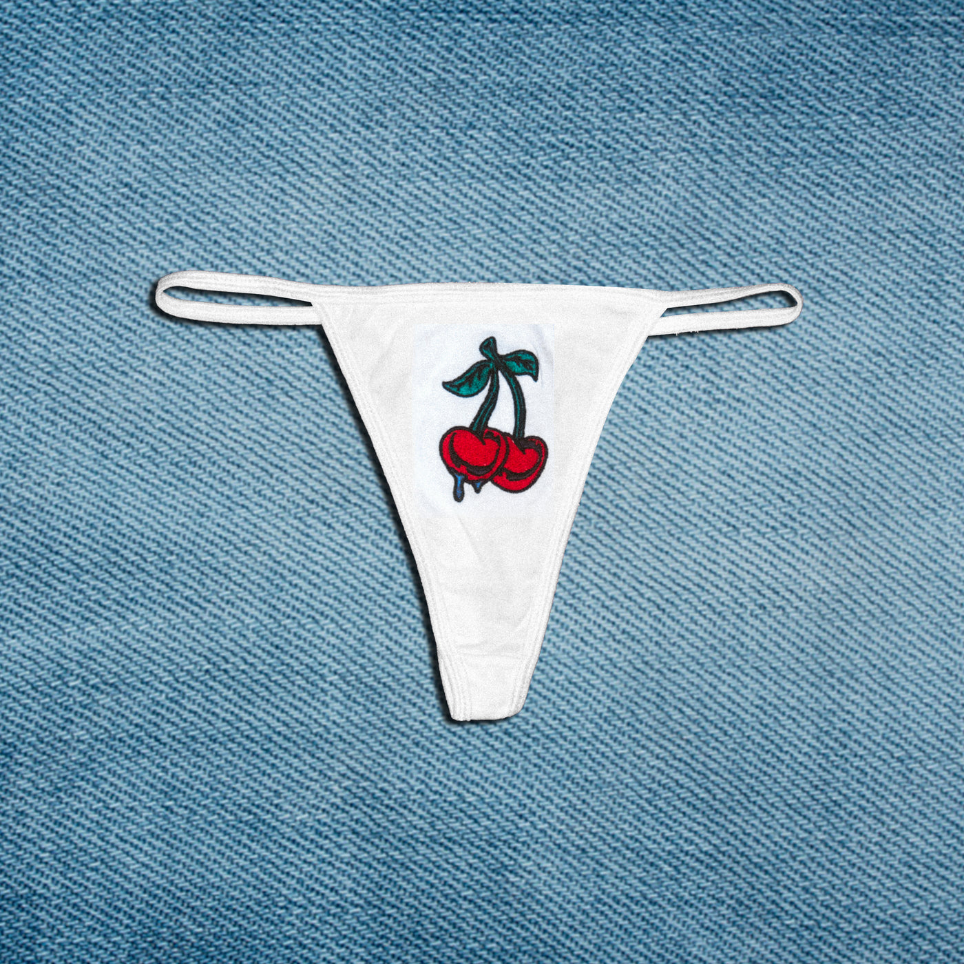 CHERRY THONG (WHITE)